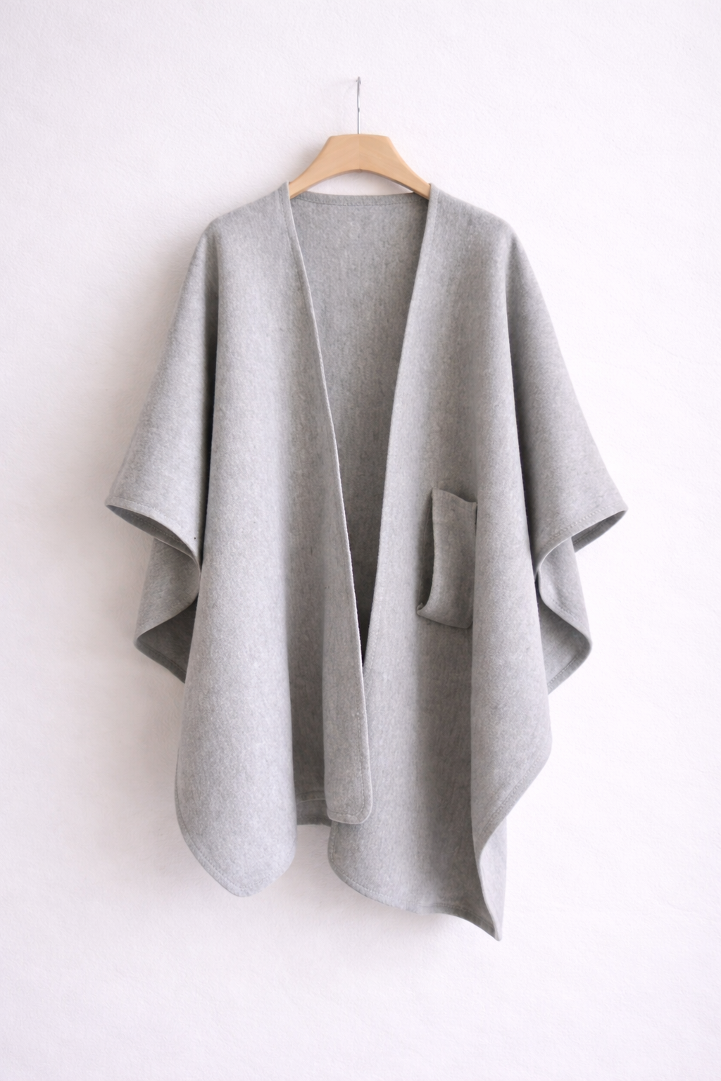 Manta Nórdica™ – Poncho Aurora